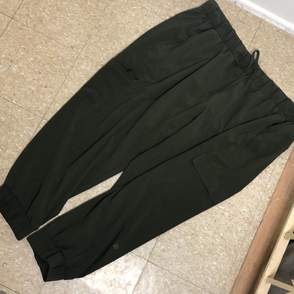 Army green cuffed pants